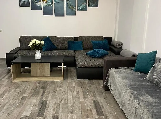 Garsoniera Alexandra *